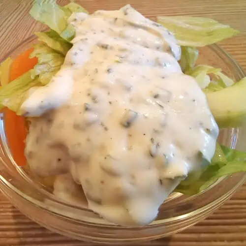 Beilagensalat mit Joghurtdressing