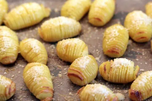 Hasselbackkartoffeln mit Parmesan